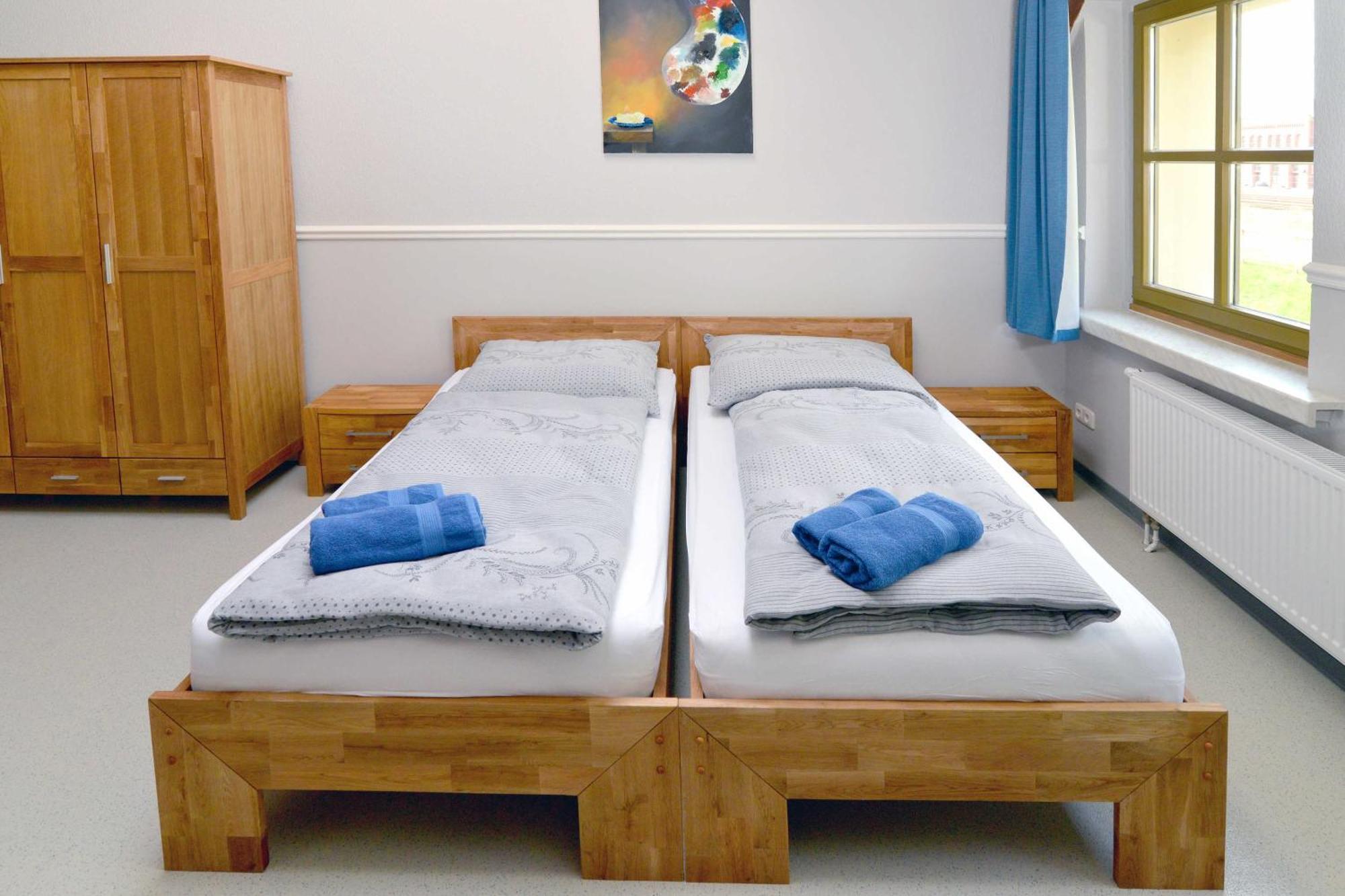 Hostel In Guben Esterno foto