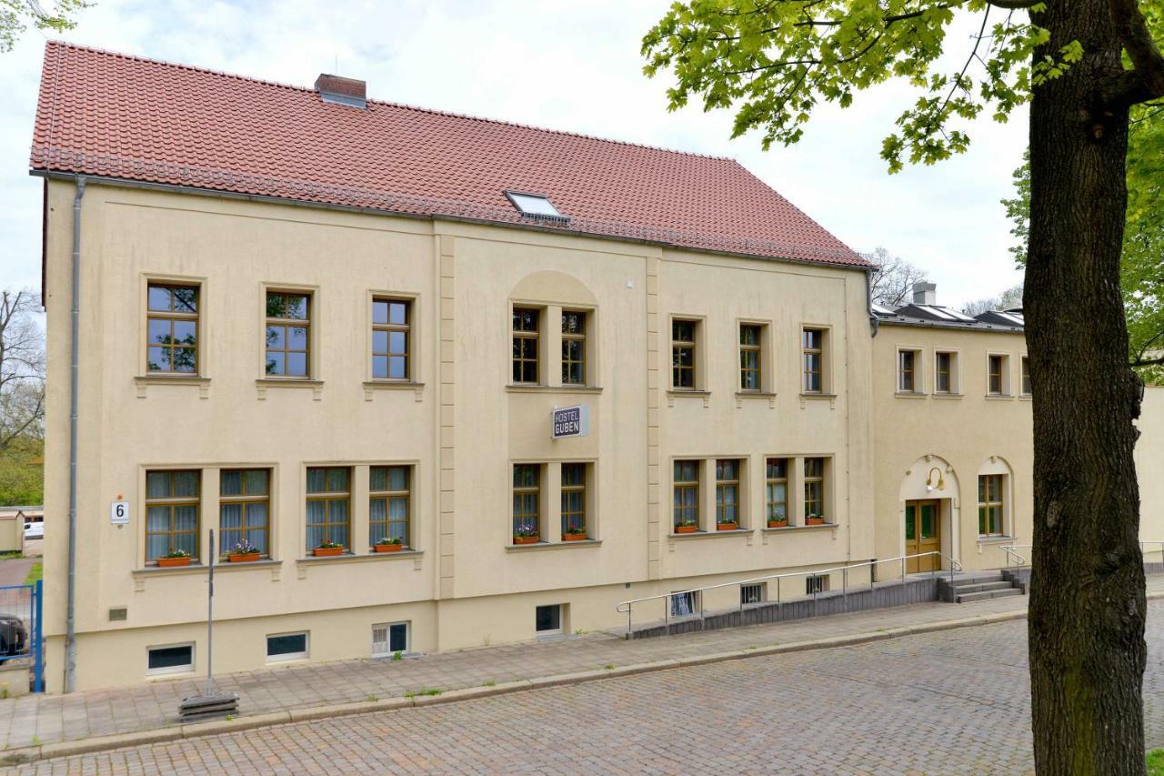 Hostel In Guben Esterno foto